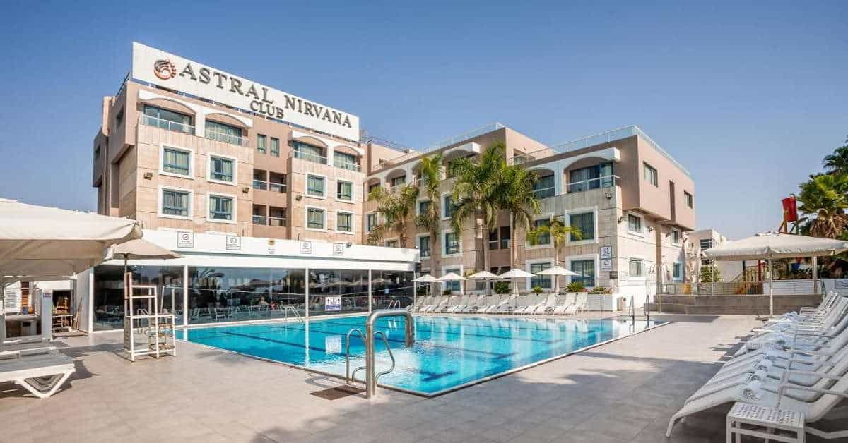 מלון אסטרל נירוונה סוויטס – חצי פנסיון פרימיום אילת
