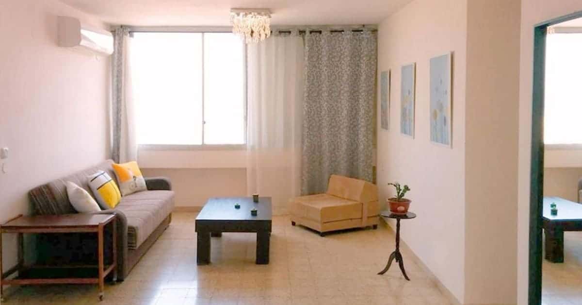 דירת חדר עם נוף פנורמי להרים ולאגם