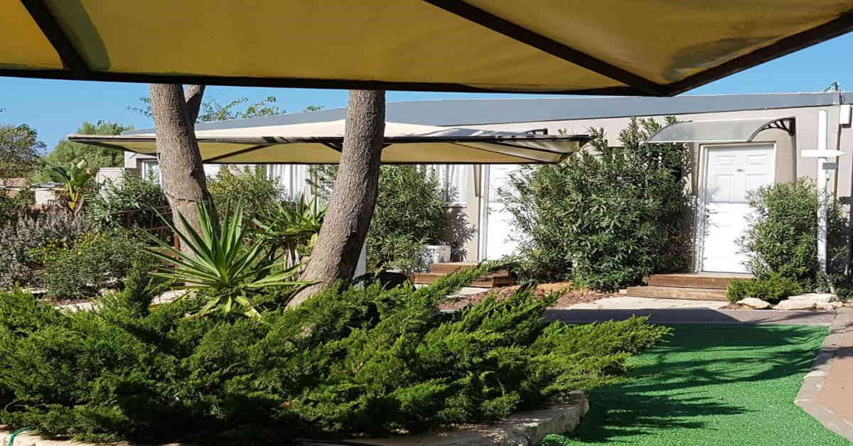 מלון קיו וילג' – חוף פולג נתניה
