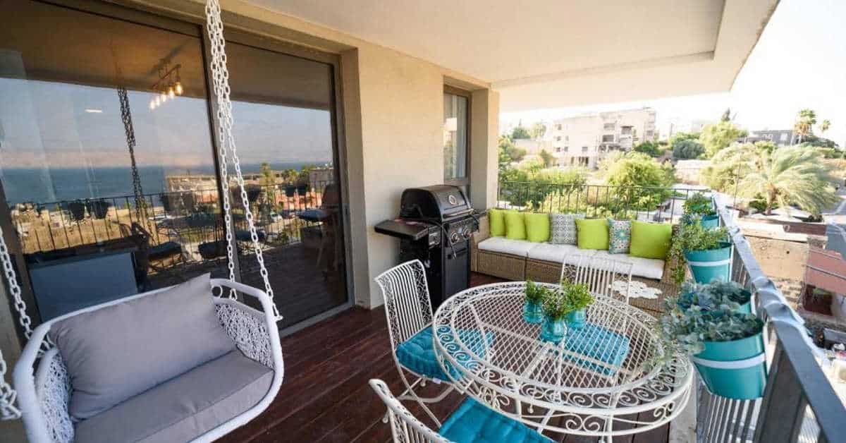 דירת 2 חדרים עם מרפסת למים טבריה