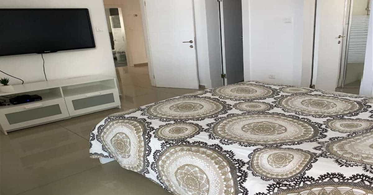 פנטהאוז מדהימה עם נוף לים ובריכה פרטית מחוממת באילת