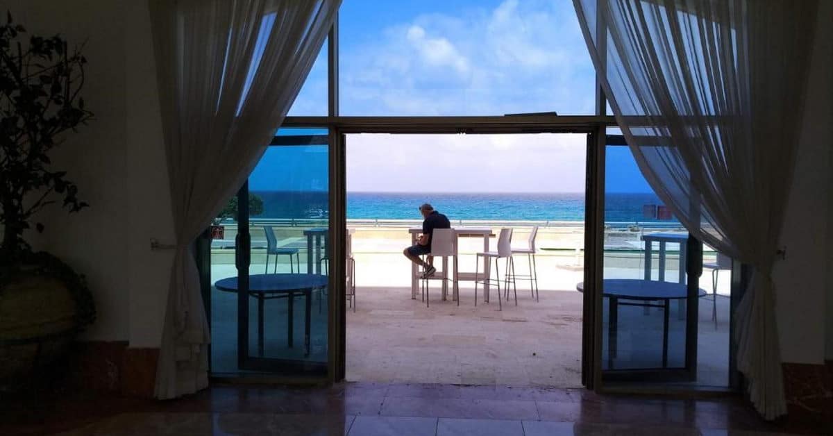 מגדל הים חיפה – בניין אלמוג, חיפה