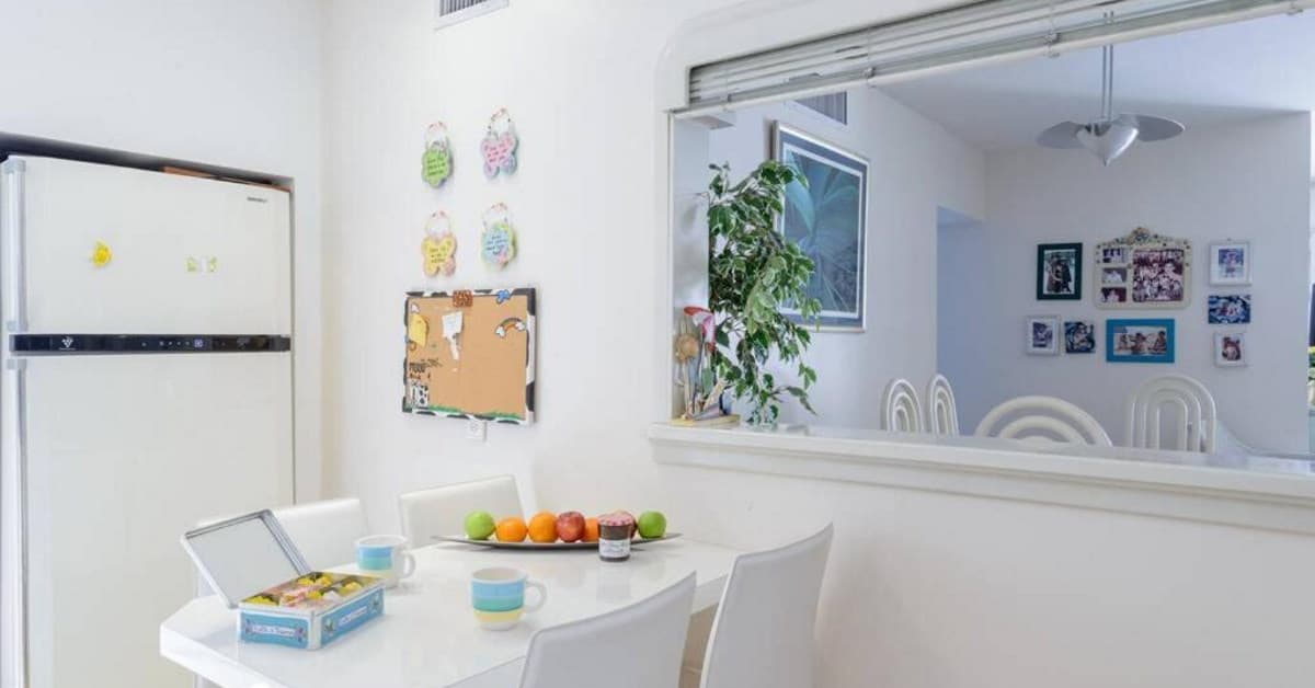 דירת לאקז‘רי עם 4 חדרי שינה ונוף לים נתניה