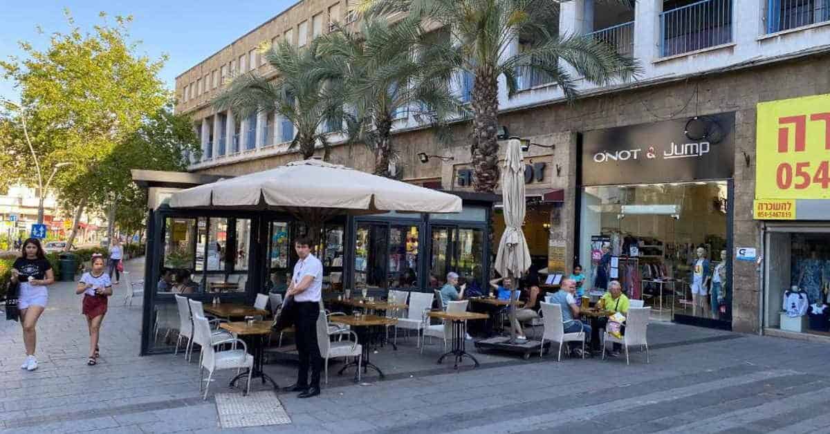 בית הארחה קורנר 11, חיפה