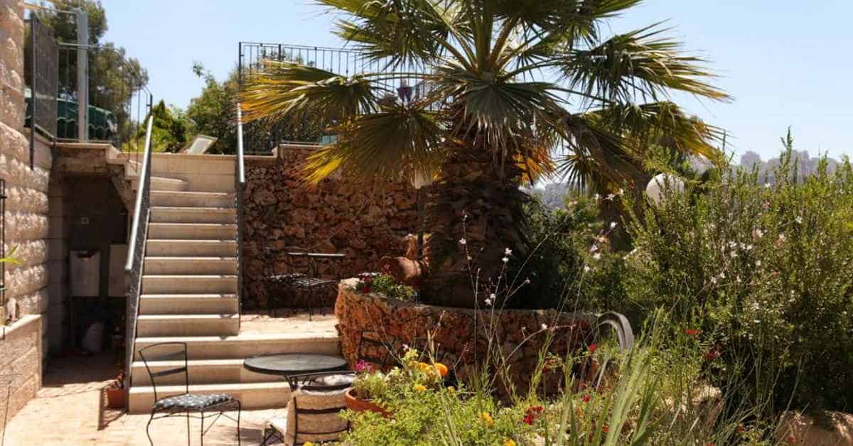 אחוזה ירושלמית, ירושלים