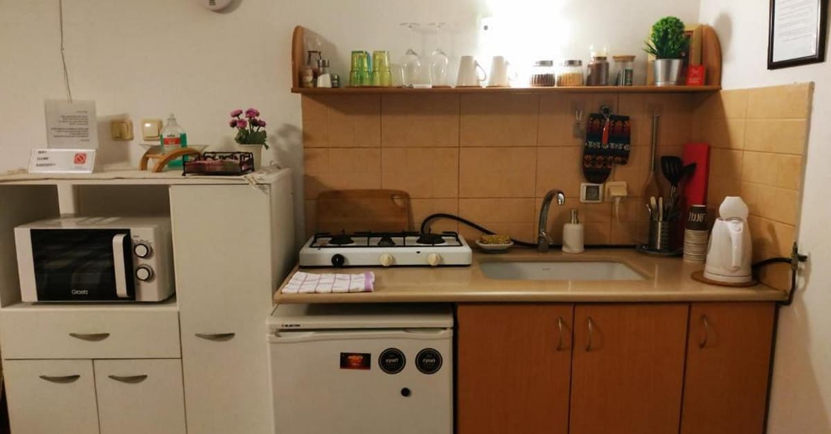 דירה חמודה ואינטימית, קיבוץ הגושרים