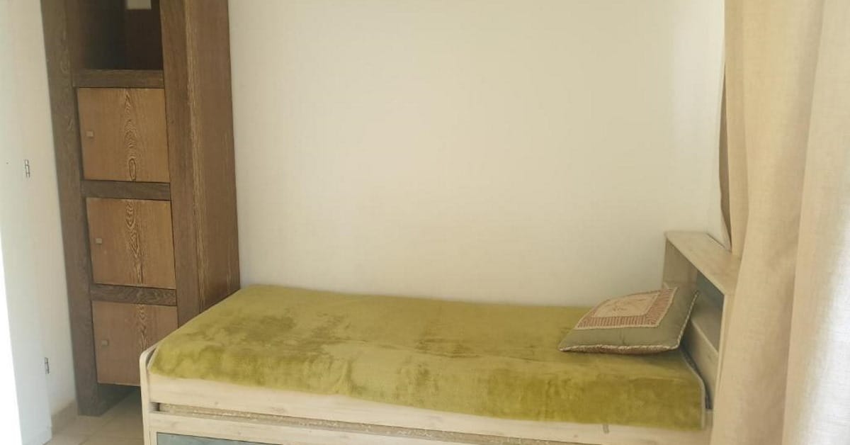יחידה נוחה עם 2 חדרים וגינה פרטית, אילת